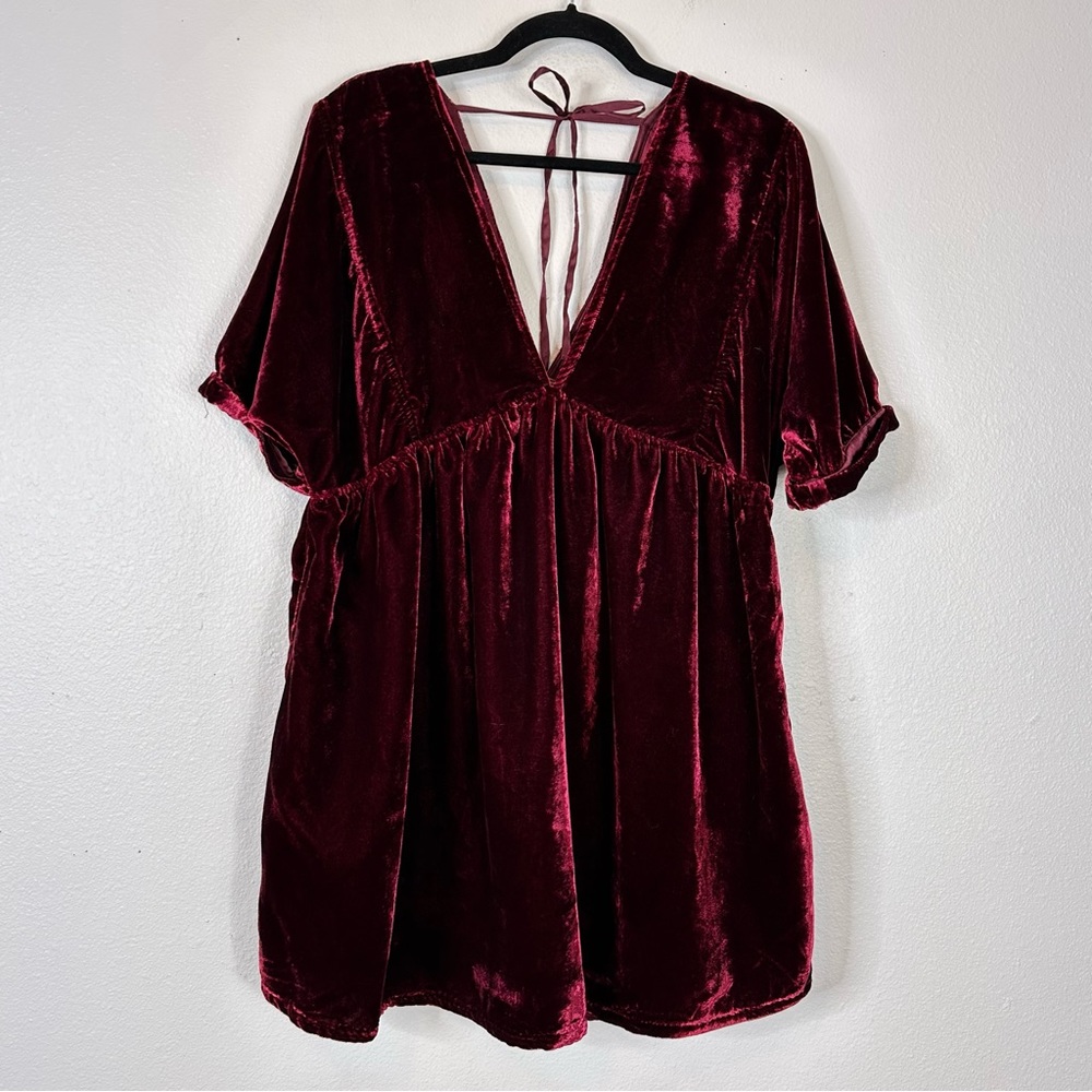 Free People Ivy velvet mini dress short sleeve pockets boho holidays v neck